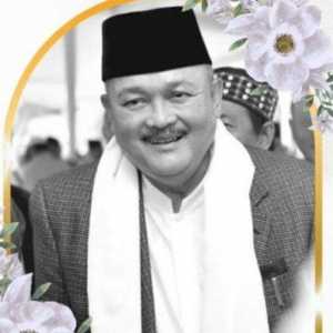 Dari Birokrat Terbawah hingga Gubernur Pencetus Sekolah Gratis