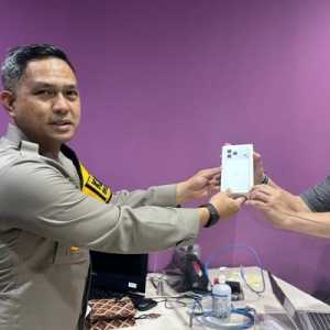 Kapolres Tangsel Laporkan Gratifikasi iPhone dan Tongkat ke KPK