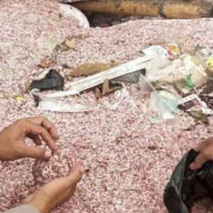 Polisi: 21 Karung Cacahan Uang di TPS Liar Terbitan BI