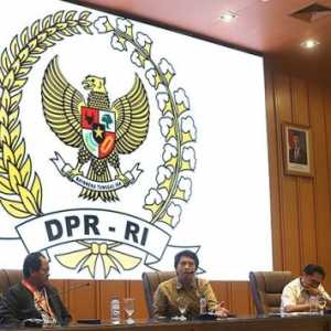 Buzzer dan Industri Propaganda Ancam Penanganan Korupsi