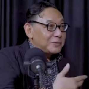 Bebas Aktif Tapi di Bawah Komando Trump