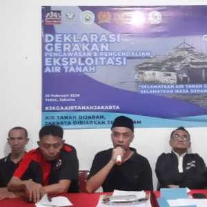 Setop Eksploitasi Air Tanah di Jakarta<i>!</i>
