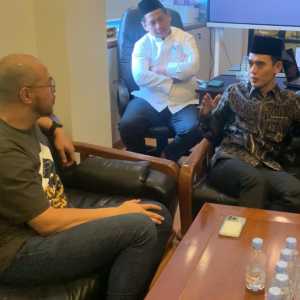 Komika Pandji Pragiwaksono Sowan ke MUI Sebelum Klarifikasi ke Polisi