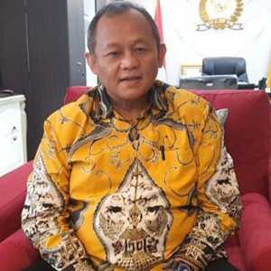 Sekjen: Kader Golkar Boleh Kritik Pemerintah, tapi Tidak Ekstrem