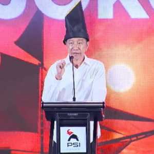 Pidato Berapi-api Jokowi di Rakernas PSI Diramalkan Jadi yang Terakhir