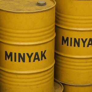 Harga Minyak Bergerak Datar Jelang Pertemuan AS-Iran di Jenewa