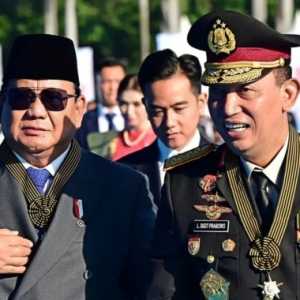Amien Rais Tantang Prabowo Copot Kapolri Listyo