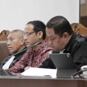 Tim Hukum Sebut Tak Ada Intervensi Nadiem soal Harga Chromebook
