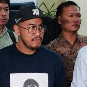 Pandji Pragiwaksono dan Polisi Penyidik Nobar Potongan Video Mens Rea