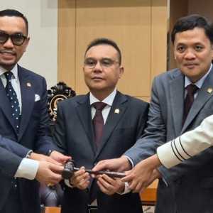 Meski Sahroni Kembali, Satu Kursi Pimpinan Komisi III DPR Masih Kosong