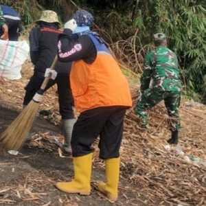 Satgas Citarum Harum Pasang CCTV Cegah Pembuangan Sampah Liar