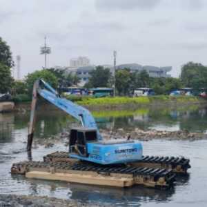 DKI Percepat Pengerukan Kali Hadapi Cuaca Ekstrem
