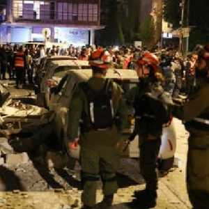 Iran Serang Tel Aviv Pakai Rudal Klaster Setelah Kematian Ali Larijani