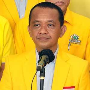 Ketum Bahlil: Tidak Elok Memisahkan Pesantren dan Negara