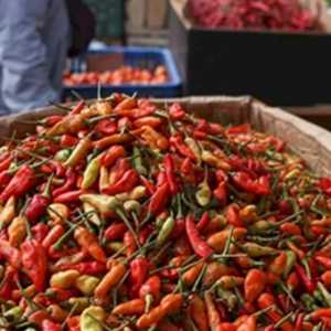 Harga Sembako Bergejolak Diterpa Isu Kenaikan BBM