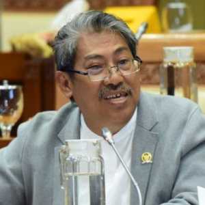 PKS: Pemerintah harus Segera Tetapkan Aturan Pembatasan BBM Bersubsidi