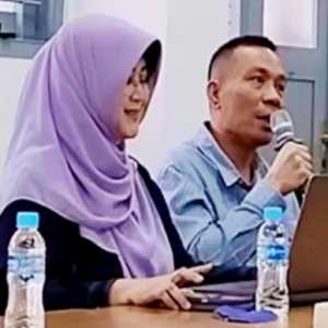 Ketika Dokter Tifa Bareng Rismon dan Roy Suryo Meyakini Skripsi Jokowi Palsu