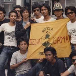 Dokter Tifa Tak Temukan Jokowi di Foto Silvagama UGM: Dasar Ngawur<i>!</i>