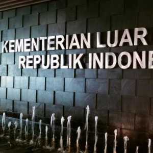 Kemlu Ungkap Kondisi WNI usai Serpihan Drone Jatuh Dekat Bandara Dubai