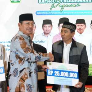 Diktis Kemenag Perkuat Empati Lewat Santunan untuk Yatim Piatu