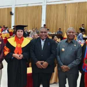 Orasi Ilmiah Brigjen Sulastiana Warnai Wisuda Perdana Universitas Caritas Indonesia