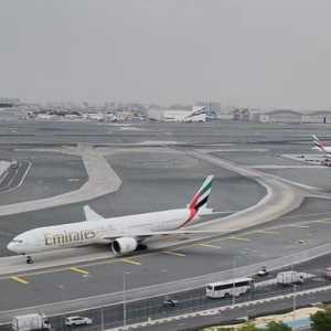 Penerbangan Lumpuh, Saham Maskapai Global Jeblok