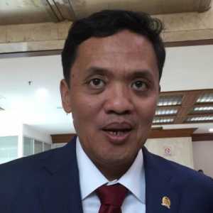 Komisi III DPR Minta Negara Tanggung Penuh Biaya Pengobatan Aktivis KontraS