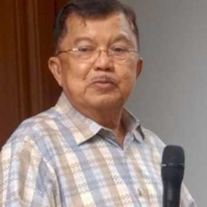 Respons Menag, JK Tegaskan Zakat dan Wakaf Sama-Sama Penting