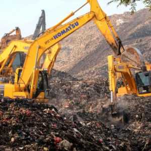 Longsor Bantargebang Bukti Bom Waktu Pengelolaan Sampah