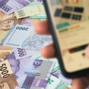 OJK Catat Pembiayaan Pinjol dan Leasing Naik Tiap Ramadan