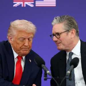 Trump Tegaskan AS Bisa Menang Lawan Iran Tanpa Inggris