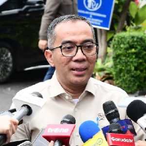 Prabowo Minta Kampus Percepat Riset Solar Cell dan PLTS