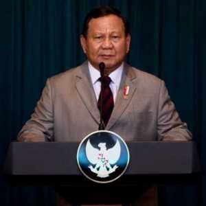 Paradoks Prabowo: Jangan Jadi Pasar, tapi Pintu Dibuka Lebar