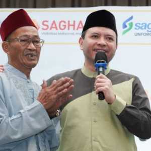 Bahagia Marbot Masjid Terima Hadiah Umrah Hanta Yuda Rasyid