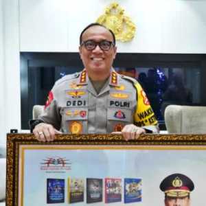 39 dari 40 Buku Wakapolri Resmi Terdaftar HAKI