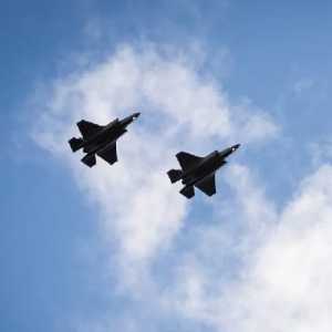 F-35 AS Nyaris Jatuh, Diduga Dihantam Tembakan Iran