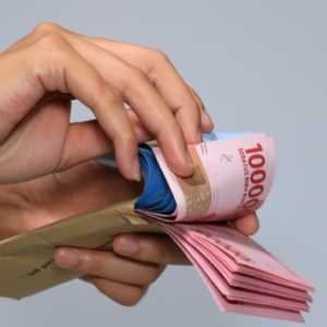 Lima Strategi Cerdas Alokasi THR Tak cuma Numpang Lewat