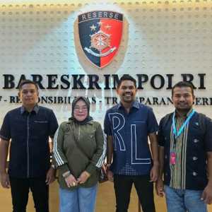 Kuasa Hukum Hartini Sambangi Mabes Polri Terkait Perkara Sianida