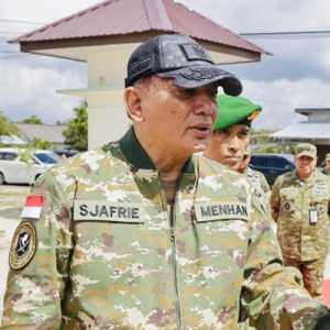 Menhan: Masyarakat Harus Benar-benar Merasakan Kehadiran TNI