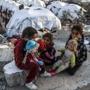 Momentum Keluar dari Perdamaian Palsu