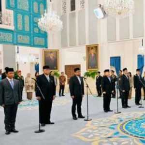 Reshuffle Kelima Kabinet Prabowo Tak Berbasis Meritokrasi