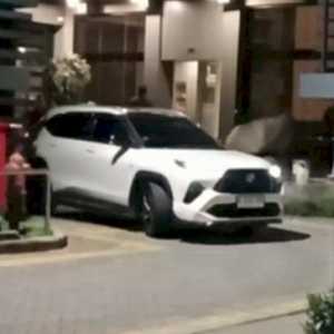 Penyidik Kejati Angkut Sejumlah Berkas Usai Geledah Kantor Dinas ESDM Jatim