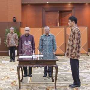 Menkeu Purbaya Lantik Lima Pejabat Eselon II