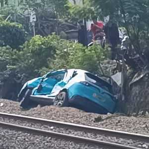 Taksi Asal Vietnam Mogok Sebabkan Belasan Orang Meninggal Dunia