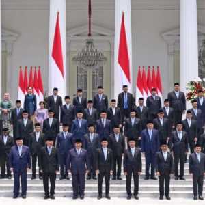 Ganti Seluruh Menteri Titipan Jokowi, Terutama Bahlil