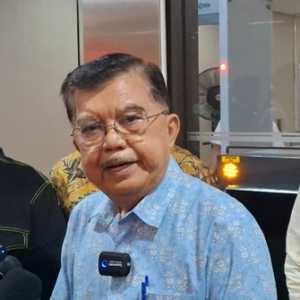 JK Minta Jokowi Tunjukkan Ijazah Asli Buat Akhiri Polemik