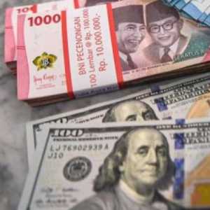 Rupiah Tembus Rp17.105 per Dolar AS, Terlemah Sepanjang Sejarah
