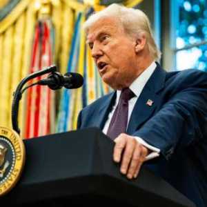 Trump Kenakan Tarif 100 Persen untuk Impor Obat Paten