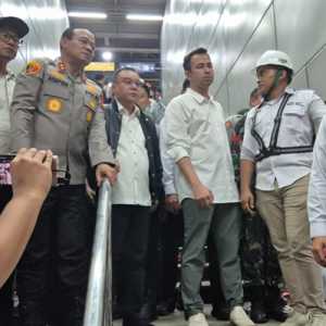Tinjau Lokasi Tabrakan Kereta