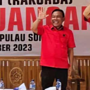 Aktif di PDIP, Posisi Musyarifin di Bank NTB Syariah Disoal